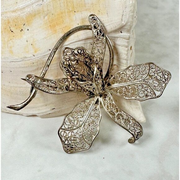 Estate Jewelry - Silver Tone Filigree Flower Brooch - Intricate Lily or Orchid - 1 1/2" Wide